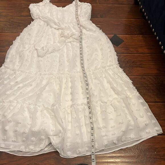 Lulu’s White Halter Belt Dress Feminine Contemporary Event Festival Brand New - Picture 7 of 16